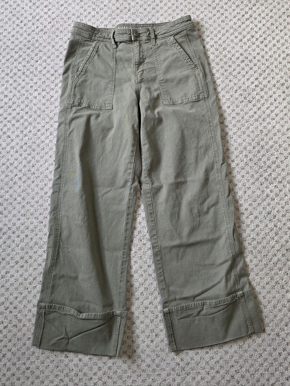 American Eagle Outfitters Stovepipe Olive Green Pants